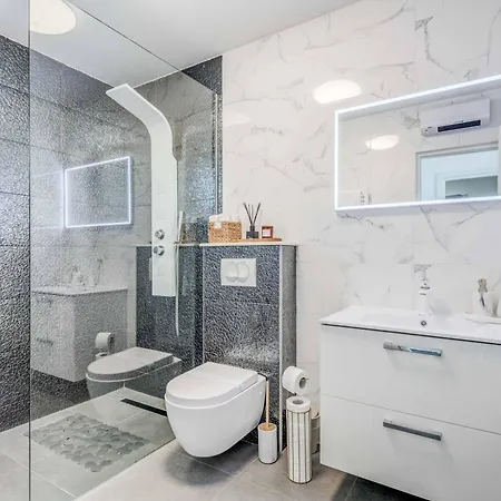 Tranquil Rest Villa *