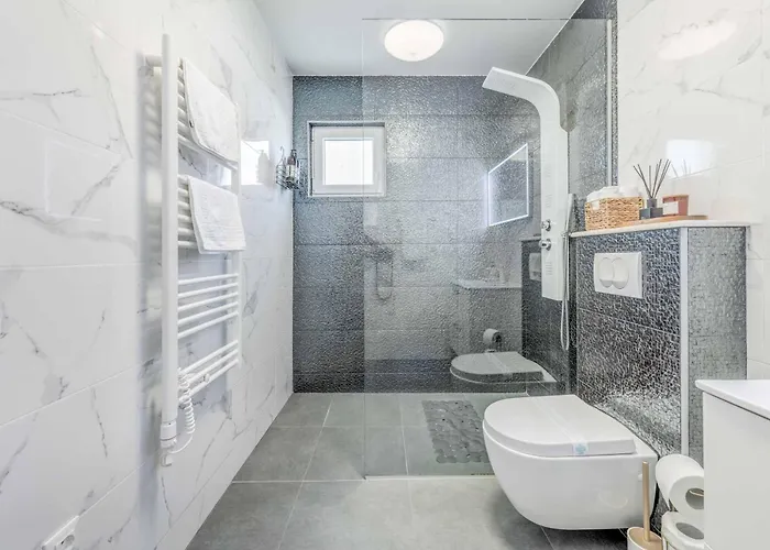 Villa Tranquil Rest *